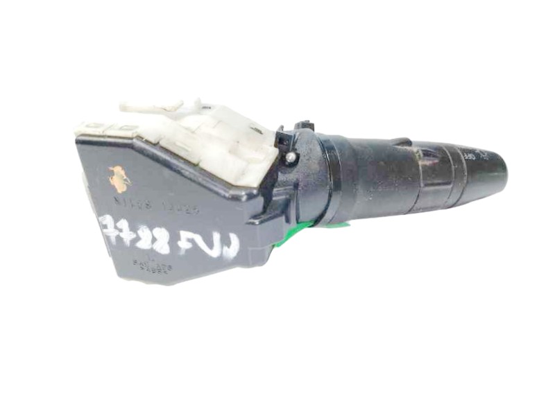 Recambio de mando intermitentes para nissan x-trail (t31) se referencia OEM IAM 7421SD  