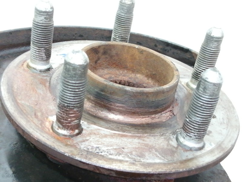 Recambio de mangueta trasera izquierda para opel insignia berlina cosmo referencia OEM IAM   