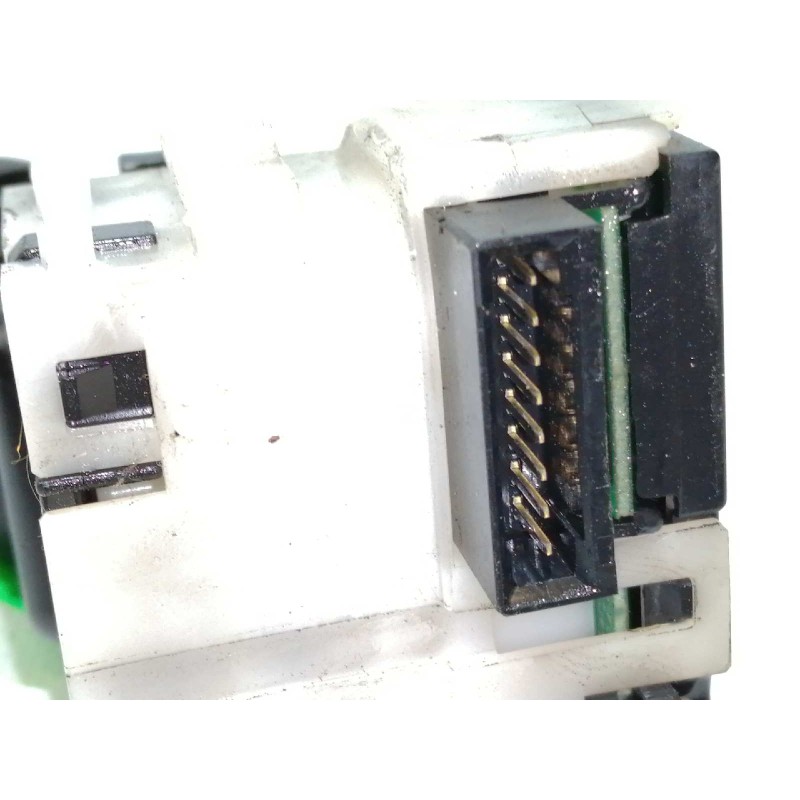 Recambio de mando limpia para nissan x-trail (t31) se referencia OEM IAM 7421SN  