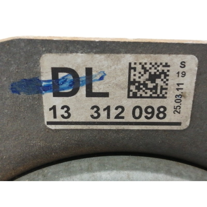 Recambio de soporte motor izquierdo para opel insignia berlina cosmo referencia OEM IAM 13312098  