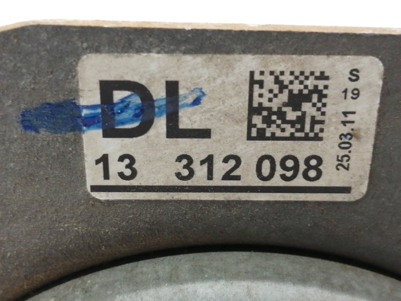 Recambio de soporte motor izquierdo para opel insignia berlina cosmo referencia OEM IAM 13312098  