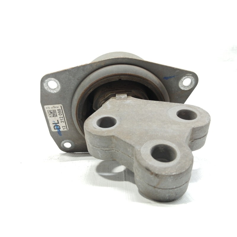 Recambio de soporte motor izquierdo para opel insignia berlina cosmo referencia OEM IAM 13312098  