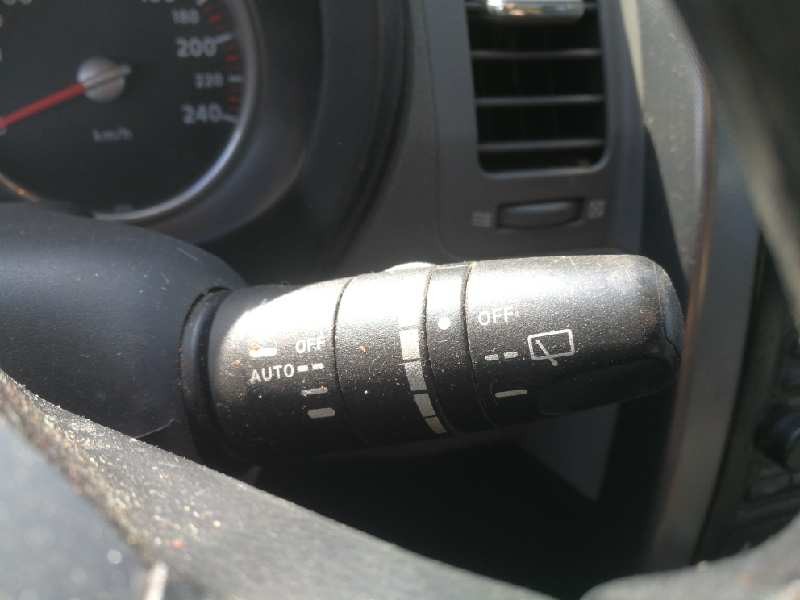 Recambio de mando limpia para nissan x-trail (t31) se referencia OEM IAM 7421SN  