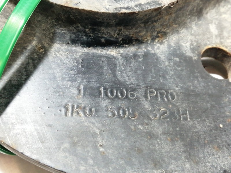 Recambio de brazo suspension superior trasero derecho para volkswagen passat berlina (3c2) highline referencia OEM IAM 1K0505323