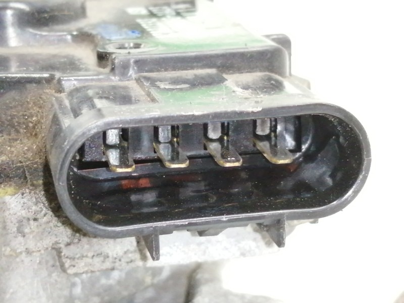 Recambio de motor limpia delantero para opel insignia berlina cosmo referencia OEM IAM 13227393  