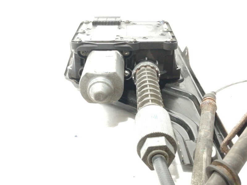 Recambio de freno de mano electrico para opel insignia berlina cosmo referencia OEM IAM A2C53401771  