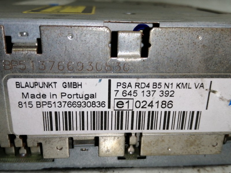 Recambio de sistema audio / radio cd para citroën c4 berlina lx referencia OEM IAM 9659138977 7645137392 BP513766930836 