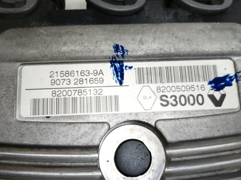 Recambio de centralita motor uce para renault scenic ii authentique referencia OEM IAM 215861639A  