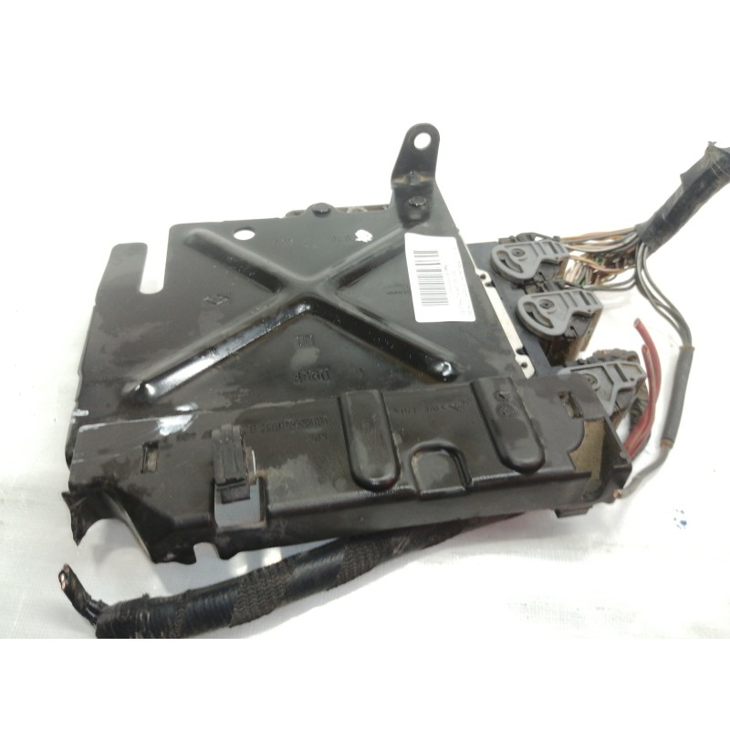 Recambio de centralita motor uce para renault scenic ii authentique referencia OEM IAM 215861639A  