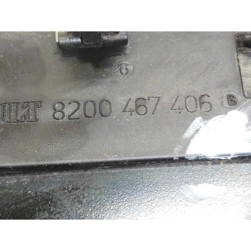 Recambio de centralita motor uce para renault scenic ii authentique referencia OEM IAM 215861639A  