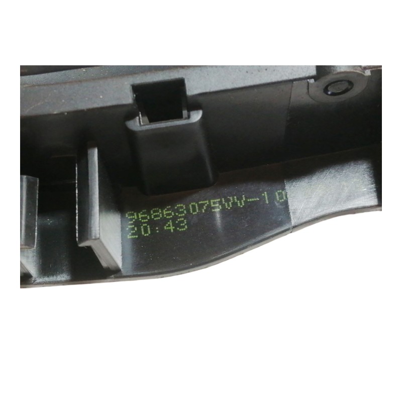 Recambio de cerradura puerta delantera derecha para citroën berlingo station wagon sx multispace referencia OEM IAM 96863075VV  