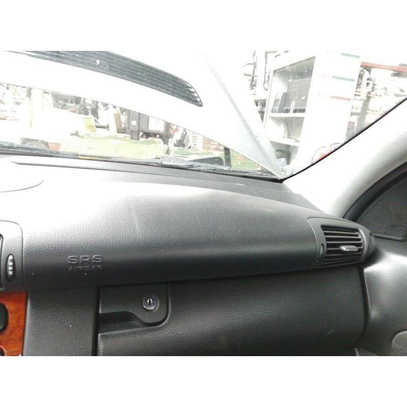 Recambio de airbag delantero derecho para mercedes-benz clase c (w203) berlina 200 cdi (203.004) referencia OEM IAM   