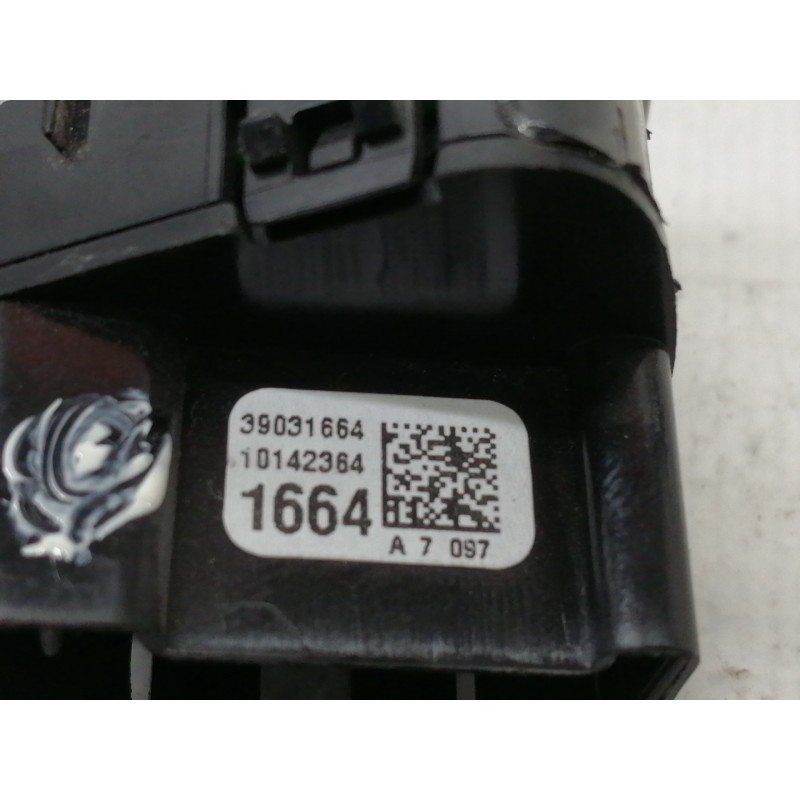 Recambio de interruptor para opel corsa e business referencia OEM IAM 39031664  