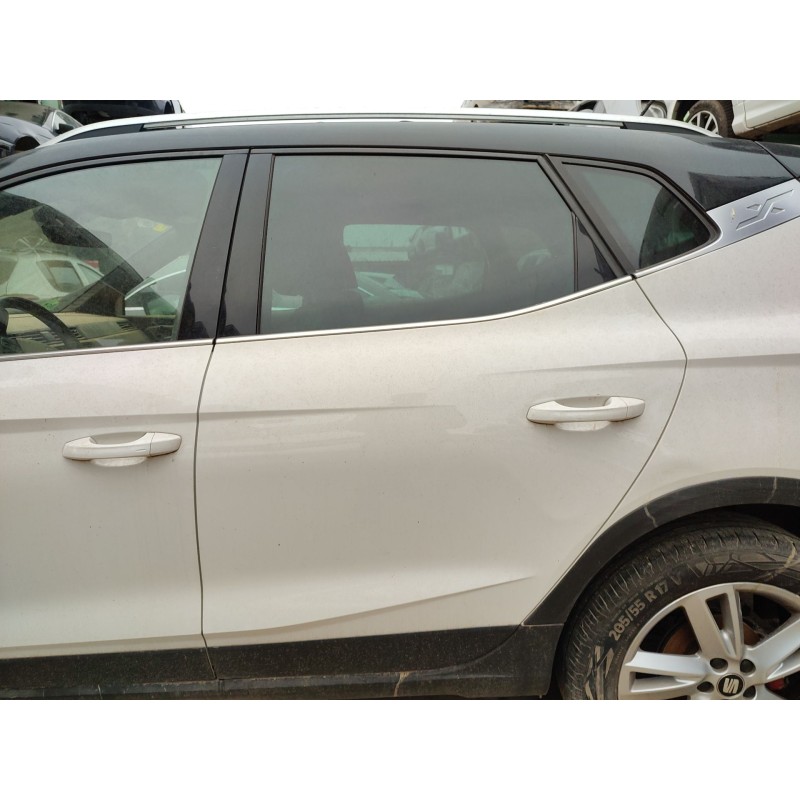 Recambio de puerta trasera izquierda para seat arona (kj7, kjp) 1.0 tsi referencia OEM IAM 6F9833051C  