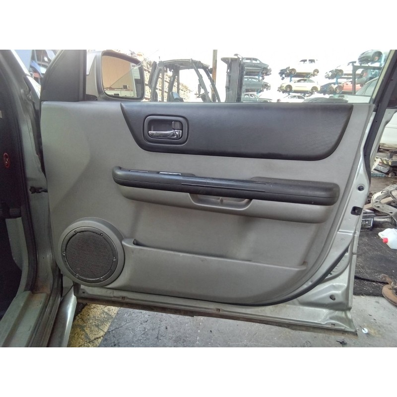 Recambio de guarnecido puerta delantera derecha para nissan x-trail (t30) comfort referencia OEM IAM 809008H300  