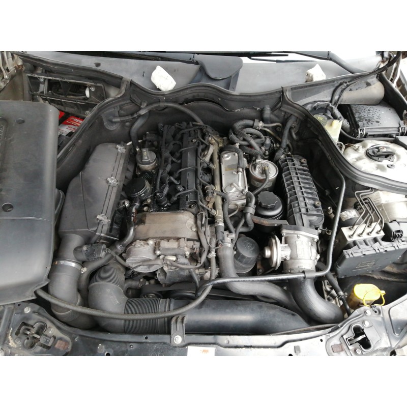 Recambio de despiece motor para mercedes-benz clase c (w203) berlina 200 cdi (203.004) referencia OEM IAM   