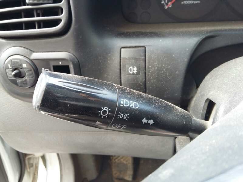 Recambio de mando multifuncion para kia shuma ii 1.6 ls 4 berlina referencia OEM IAM   