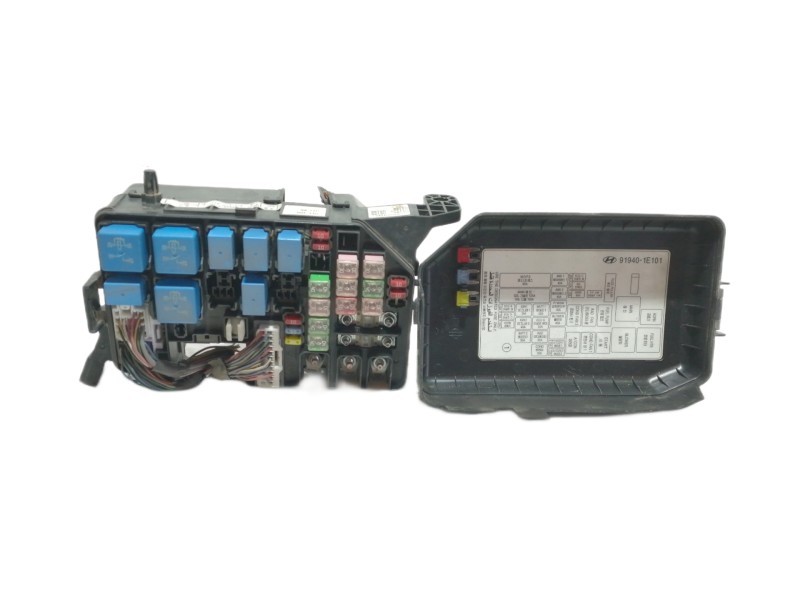 Recambio de caja reles / fusibles para hyundai accent (mc) gl crdi referencia OEM IAM 6X28B17 919401E101 / 91213 912131E161