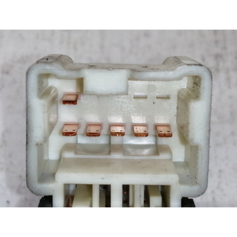 Recambio de mando elevalunas delantero derecho para nissan x-trail (t30) comfort referencia OEM IAM 1Y05Z  