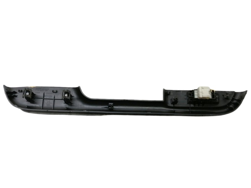 Recambio de mando elevalunas trasero derecho para nissan x-trail (t30) comfort referencia OEM IAM 829488H300X  