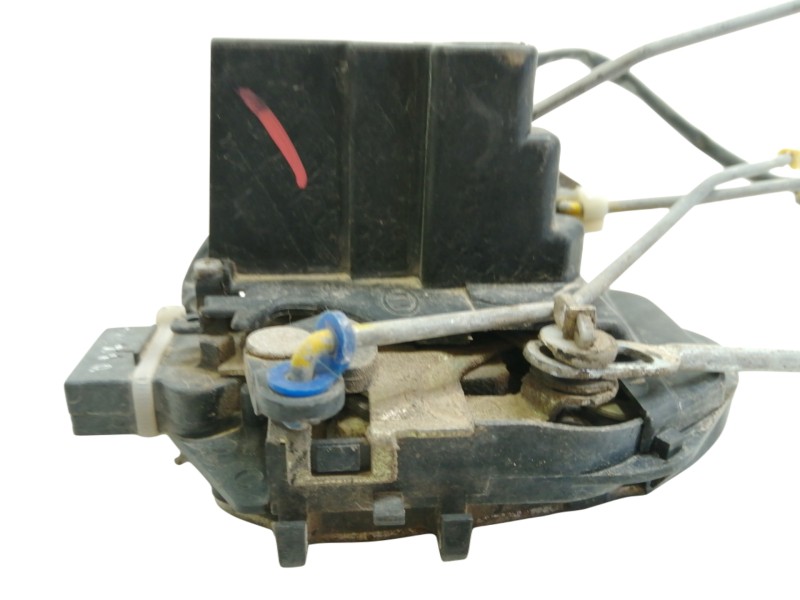 Recambio de cerradura puerta delantera izquierda para kia shuma ii 1.6 ls 4 berlina referencia OEM IAM   