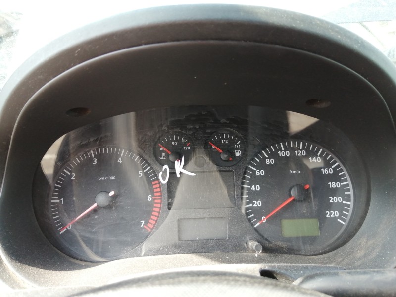 Recambio de cuadro instrumentos para seat ibiza (6k1) stella referencia OEM IAM 110008924026 W06K0920801C 