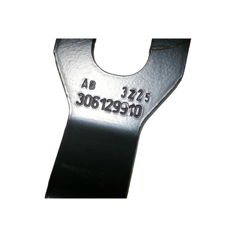 Recambio de enganche cinturon delantero derecho para citroën berlingo station wagon sx multispace referencia OEM IAM 96815080XT 