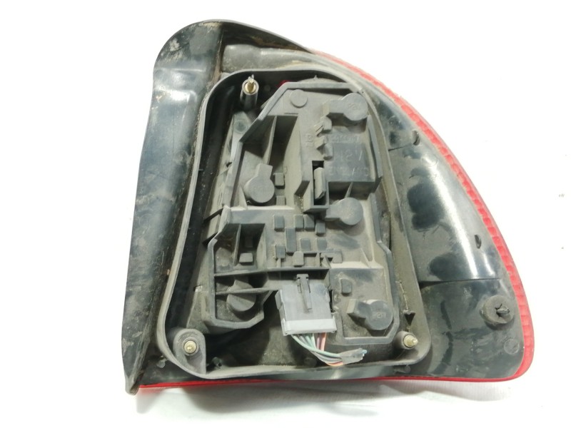 Recambio de piloto trasero izquierdo para mg serie 45 (rt) comfort (4-ptas.) referencia OEM IAM   