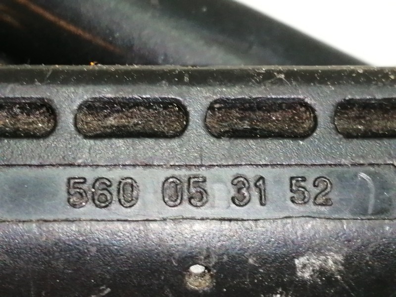 Recambio de cinturon seguridad delantero derecho para ford fiesta (cbk) ghia referencia OEM IAM 560053152  3 PUERTAS