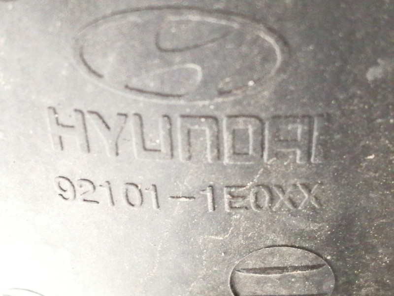 Recambio de faro izquierdo para hyundai accent (mc) gl crdi referencia OEM IAM 921011E0XX  