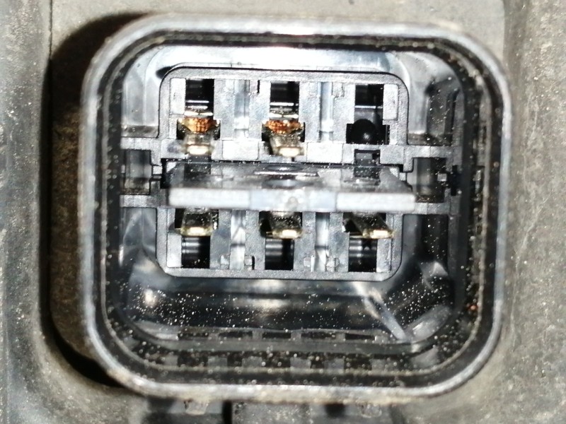 Recambio de faro izquierdo para hyundai accent (mc) gl crdi referencia OEM IAM 921011E0XX  