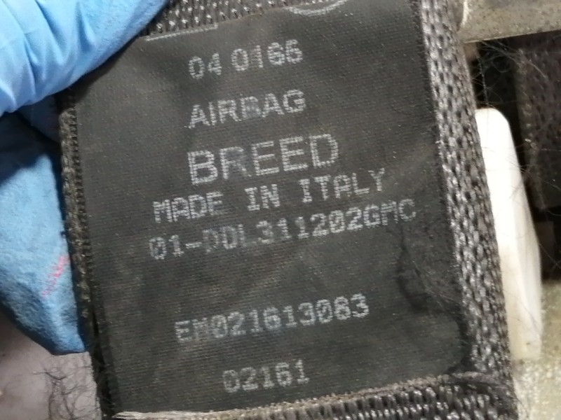 Recambio de cinturon seguridad delantero derecho para opel vectra c berlina elegance referencia OEM IAM EM021613083  5 PUERTAS