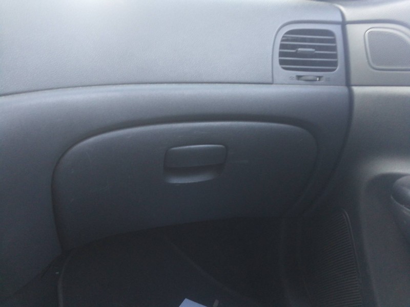 Recambio de guantera para hyundai accent (mc) gl crdi referencia OEM IAM 845101E000  