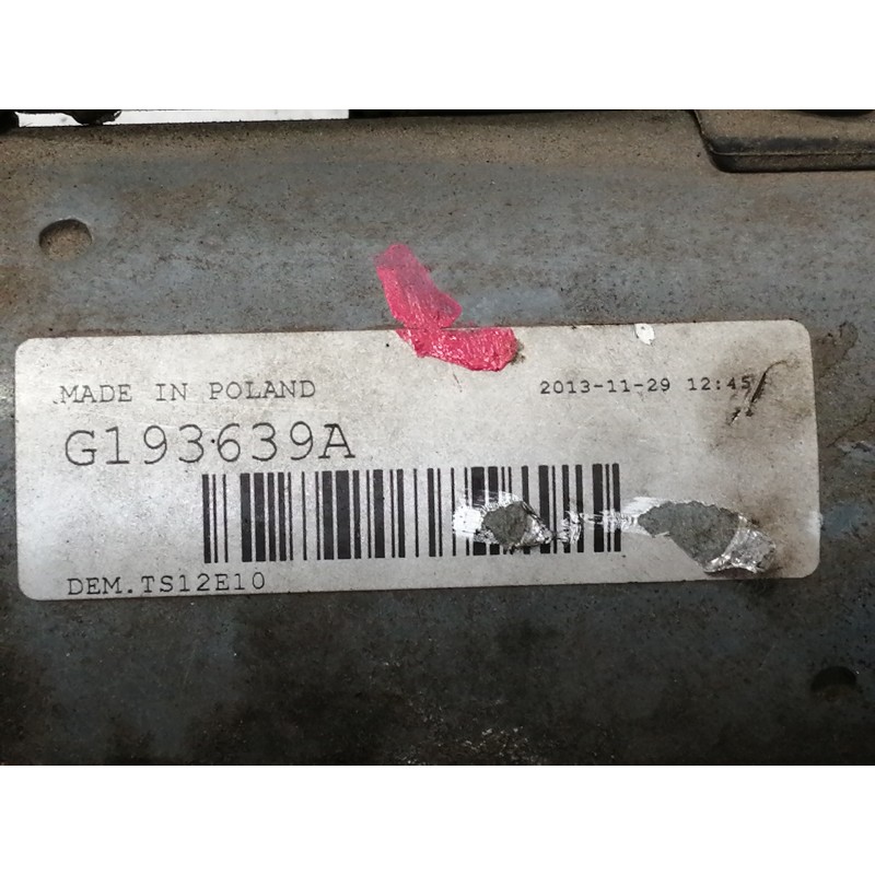 Recambio de motor arranque para ford fiesta (cbk) ghia referencia OEM IAM RE8V2111000BE G193639A 1824489