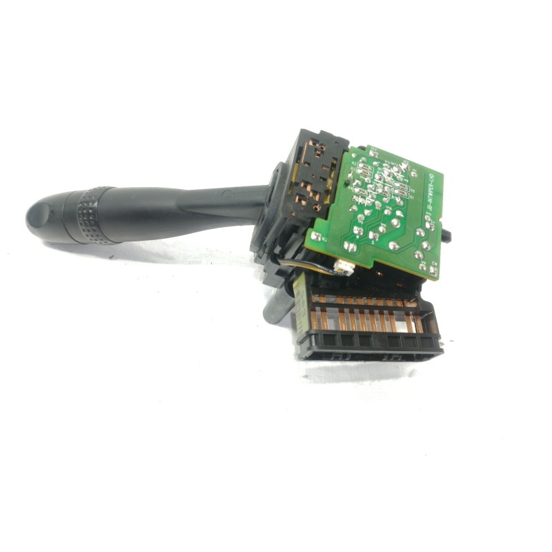 Recambio de mando limpia para hyundai accent (mc) gl crdi referencia OEM IAM 75733A  