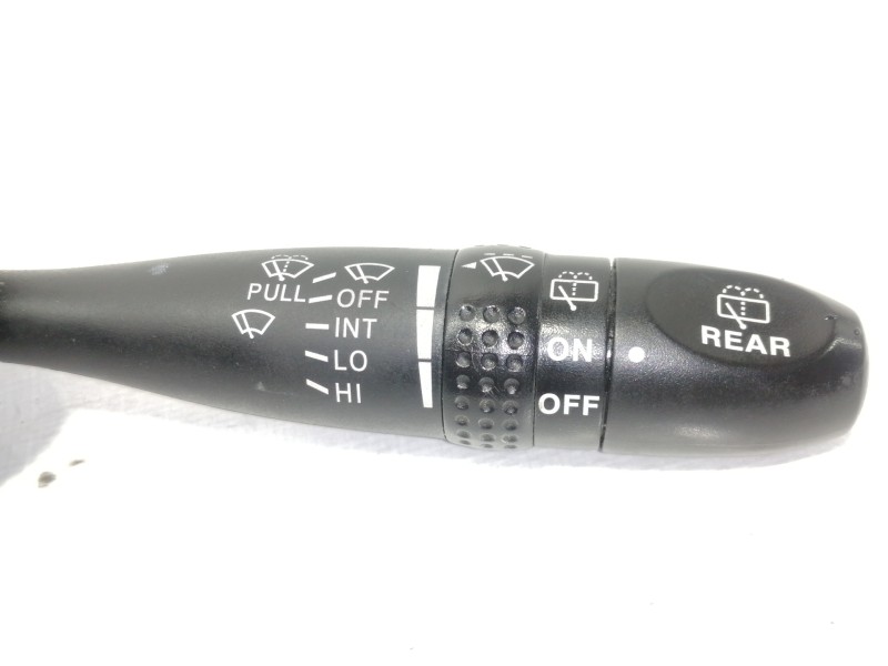 Recambio de mando limpia para hyundai accent (mc) gl crdi referencia OEM IAM 75733A  