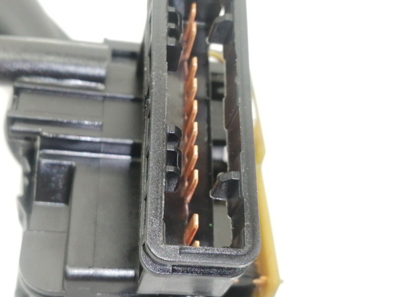 Recambio de mando limpia para hyundai accent (mc) gl crdi referencia OEM IAM 75733A  