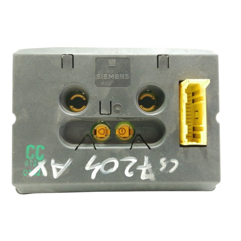 Recambio de pantalla multifuncion para opel vectra b berlina 2.0 dti referencia OEM IAM 5WK70087  