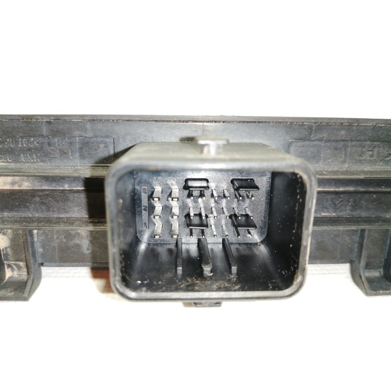 Recambio de centralita luces para peugeot 207 gt referencia OEM IAM 9654725580  
