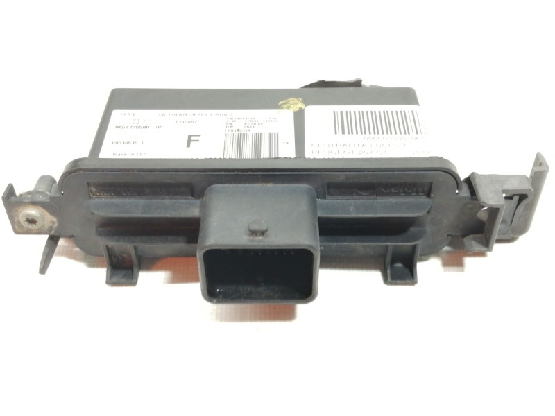 Recambio de centralita luces para peugeot 207 gt referencia OEM IAM 9654725580  