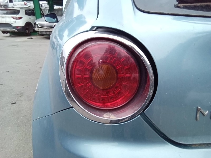 Recambio de piloto trasero izquierdo para alfa romeo mito (145) distinctive referencia OEM IAM 156085856  