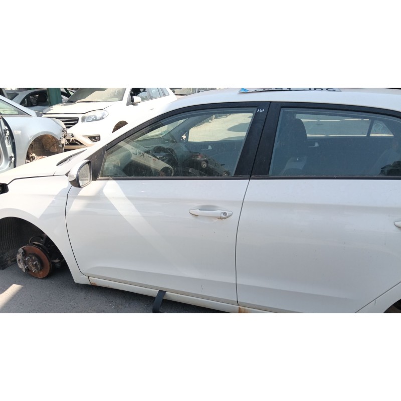Recambio de puerta delantera izquierda para hyundai i20 ii (gb, ib) 1.2 referencia OEM IAM 76003C8000  