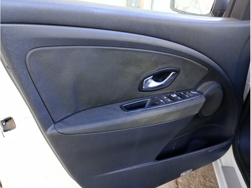 Recambio de elevalunas delantero izquierdo para renault megane iii berlina 5 p authentique referencia OEM IAM   