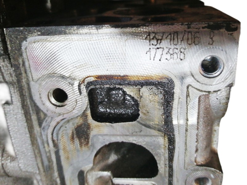 Recambio de culata para fiat grande punto (199) 1.4 referencia OEM IAM 177368  