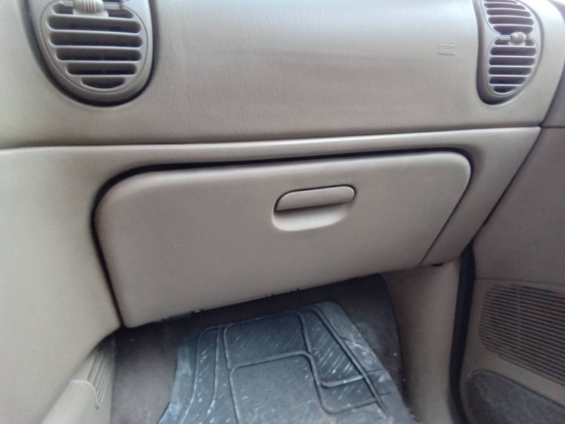 Recambio de guantera para chrysler voyager (gs) 2.5 td referencia OEM IAM 4678302  