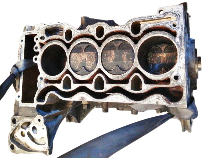 Recambio de bloque para bmw serie 3 compact (e46) 316ti referencia OEM IAM A186G538  BLOQUE MOTOR COMPLETO.