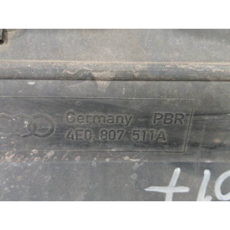 Recambio de paragolpes trasero para audi a8 (4e2) 4.2 quattro referencia OEM IAM 4E0807511A  PARA REPARAR