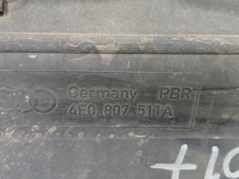 Recambio de paragolpes trasero para audi a8 (4e2) 4.2 quattro referencia OEM IAM 4E0807511A  PARA REPARAR