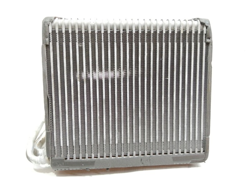 Recambio de radiador calefaccion / aire acondicionado para nissan qashqai (j11) acenta referencia OEM IAM 922004EM0A  