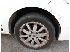 Recambio de mangueta delantera derecha para renault megane iii berlina 5 p authentique referencia OEM IAM    2